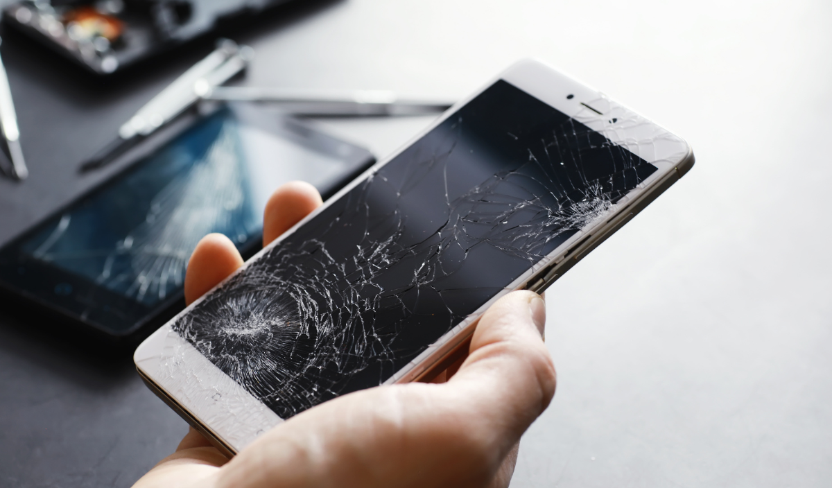 Why Professional Mobile Screen Repair Is Important